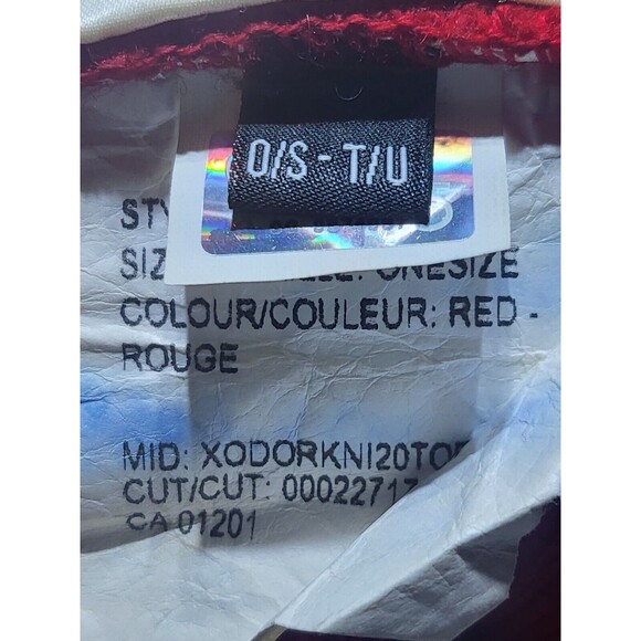 Canada Goose  Arctic Disc Ribbed Toque Beanie Red @E5 unisex - Picture 10 of 12